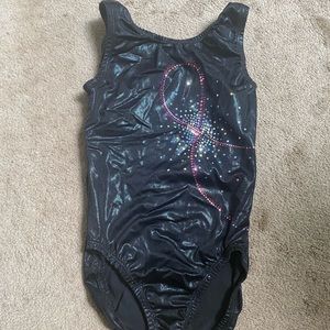 black and pink GK leo